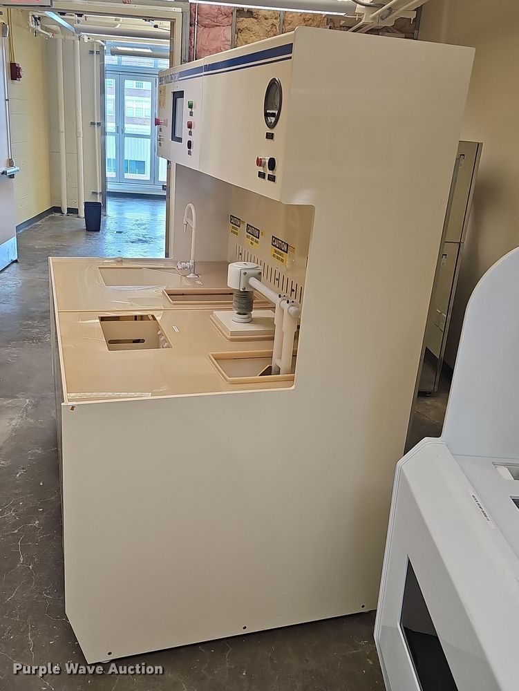 image for item OJ9051 2000 Reynolds Tech wet bench