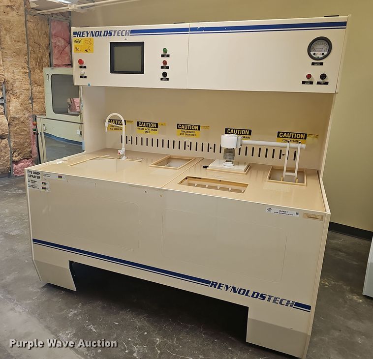 image for item OJ9051 2000 Reynolds Tech wet bench