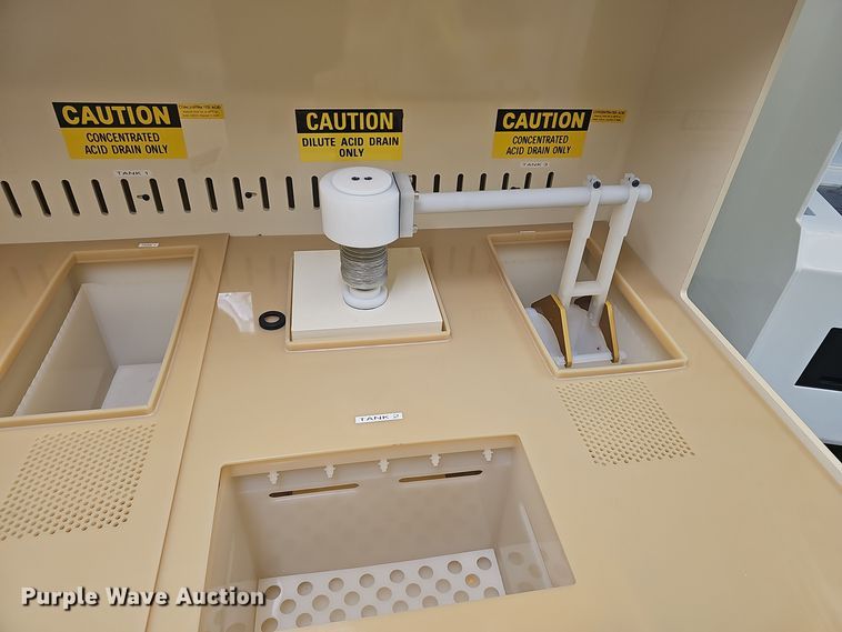 image for item OJ9051 2000 Reynolds Tech wet bench