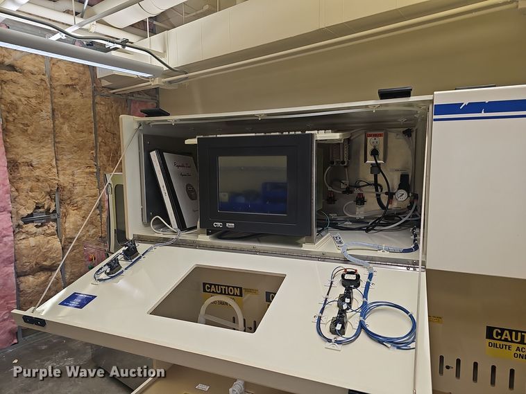 image for item OJ9051 2000 Reynolds Tech wet bench