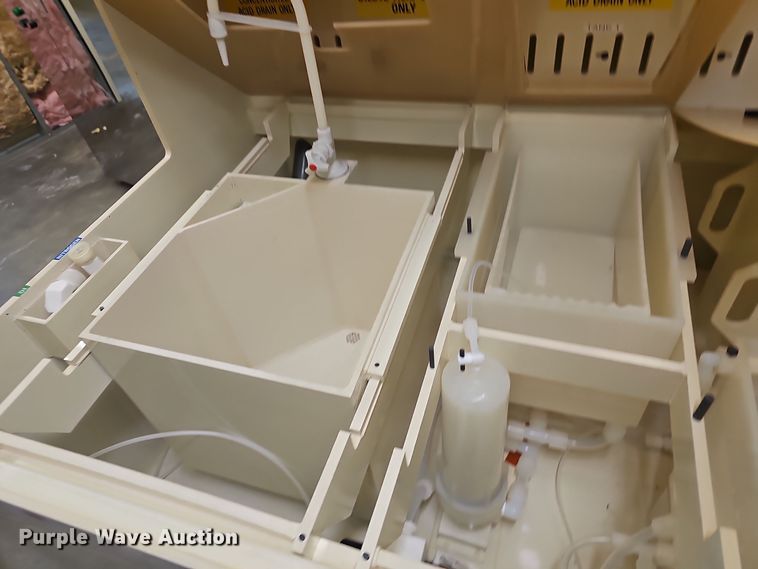 image for item OJ9051 2000 Reynolds Tech wet bench