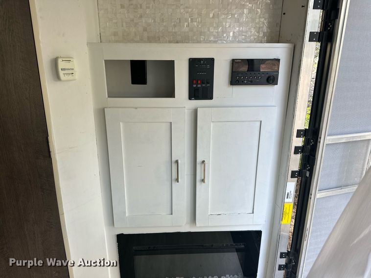 image for item DD3433 2019 Forrest River Salem FSX toy hauler camper