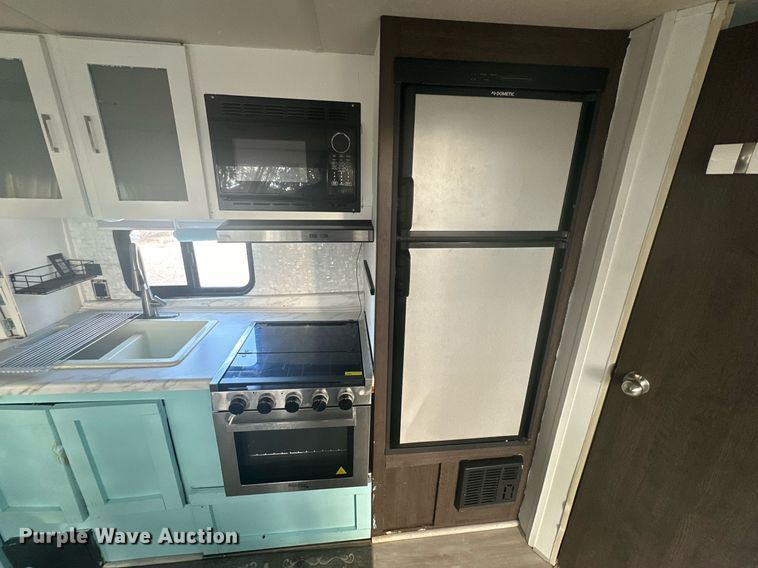 image for item DD3433 2019 Forrest River Salem FSX toy hauler camper