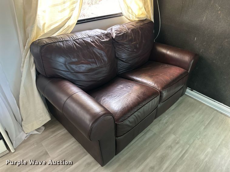 image for item DD3433 2019 Forrest River Salem FSX toy hauler camper