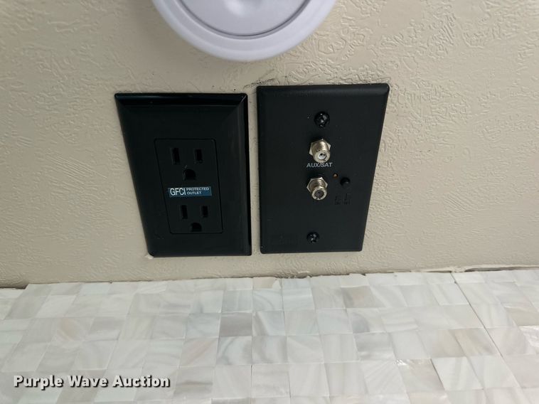 image for item DD3433 2019 Forrest River Salem FSX toy hauler camper