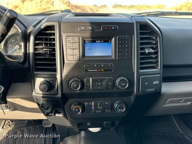 image for item DD3437 2019 Ford F150 SuperCrew pickup truck