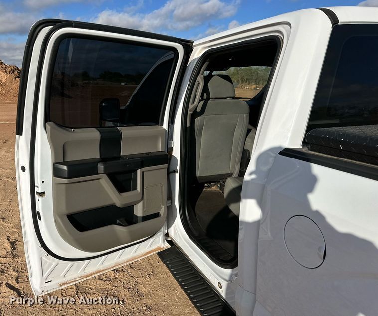 image for item DD3437 2019 Ford F150 SuperCrew pickup truck