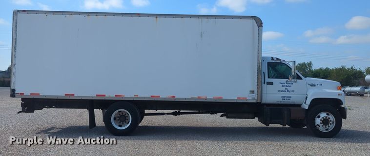 image for item DL1051 1996 GMC 7C500 box truck