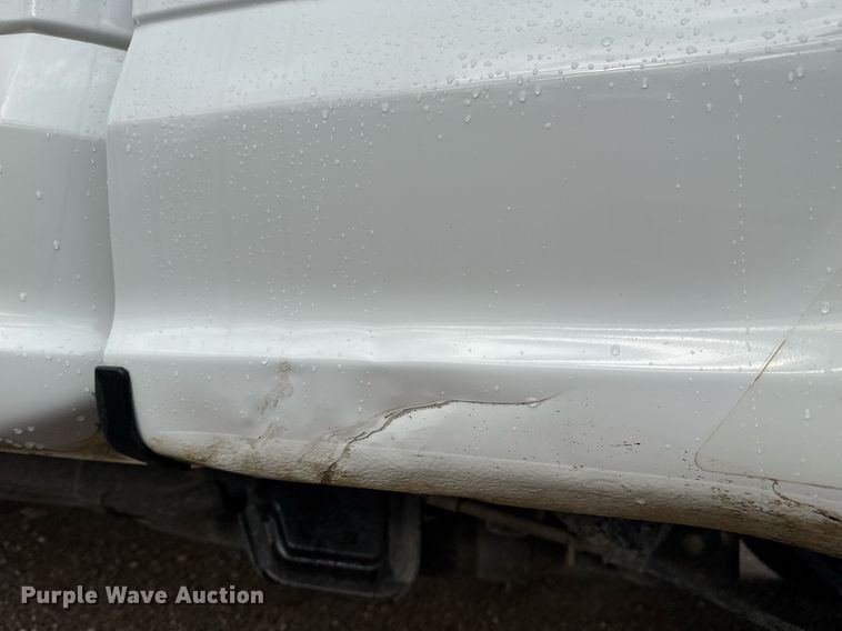 image for item DO7620 2018 Ford F250 Super Duty SuperCab pickup truck