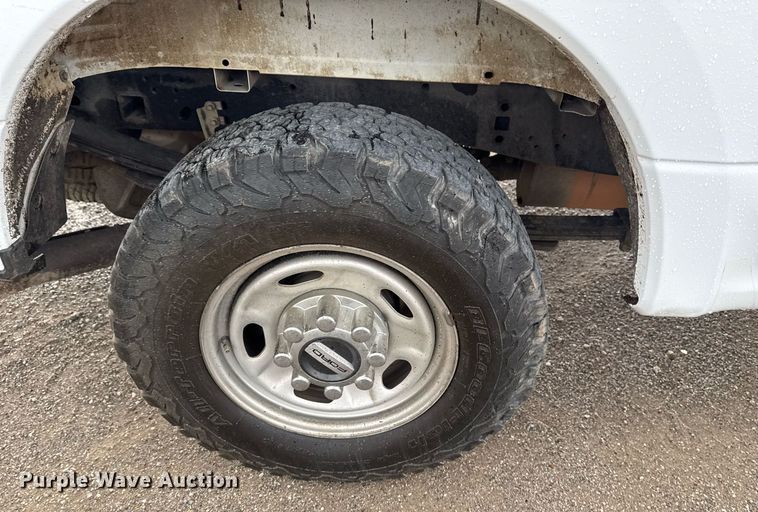 image for item DO7620 2018 Ford F250 Super Duty SuperCab pickup truck