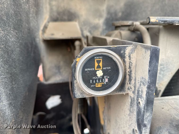 image for item DO7623 Bobcat V80E forklift