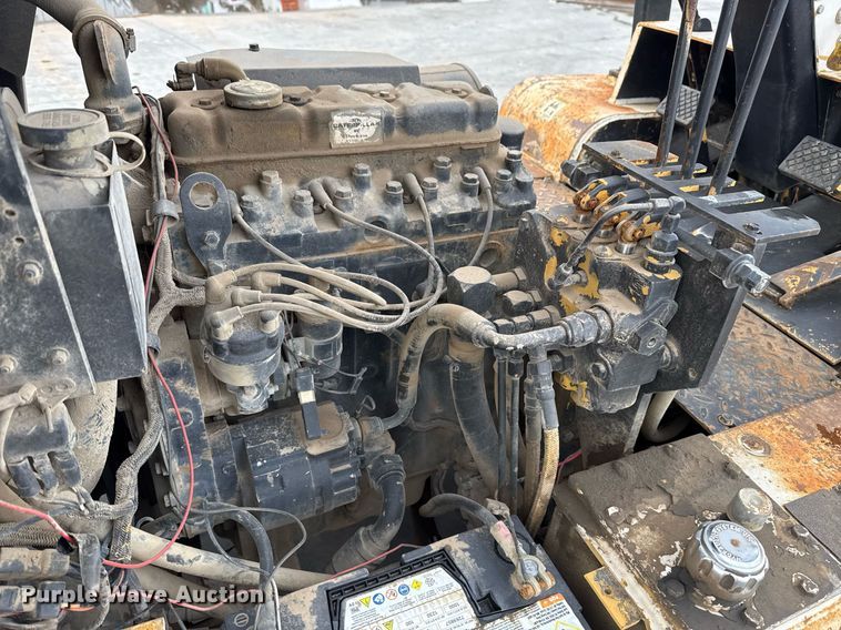 image for item DO7623 Bobcat V80E forklift