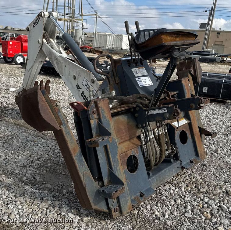 image for item DO7630 Bobcat 8811 backhoe attachment