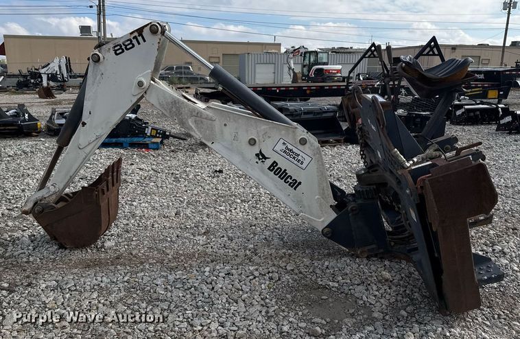 image for item DO7630 Bobcat 8811 backhoe attachment