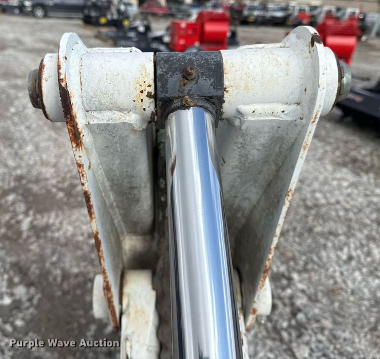 image for item DO7630 Bobcat 8811 backhoe attachment