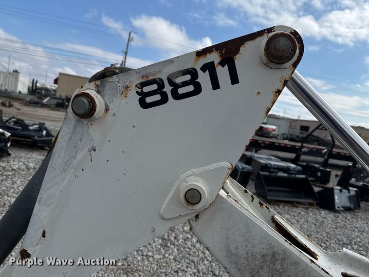 image for item DO7630 Bobcat 8811 backhoe attachment
