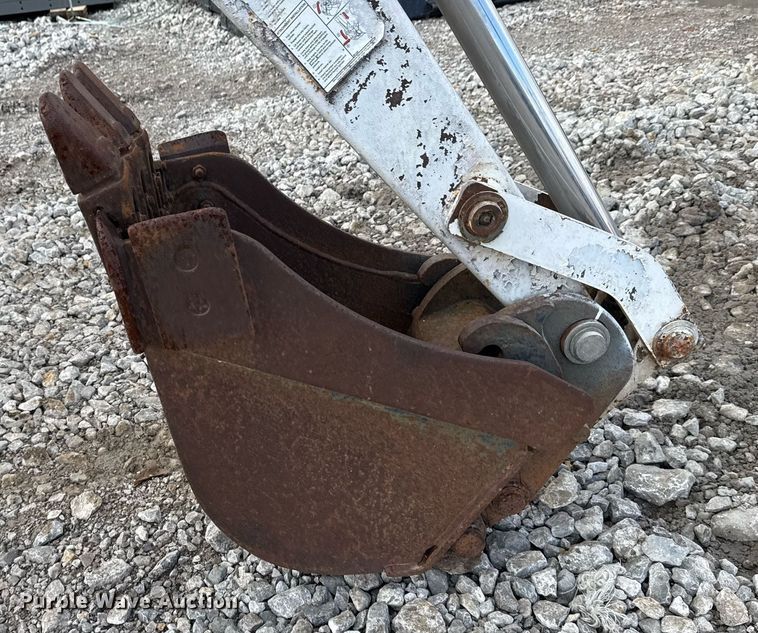 image for item DO7630 Bobcat 8811 backhoe attachment