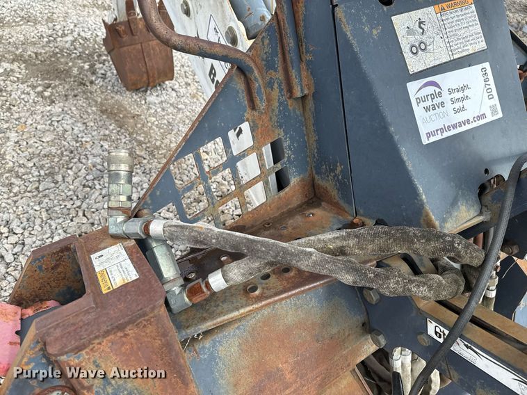 image for item DO7630 Bobcat 8811 backhoe attachment