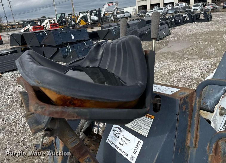 image for item DO7630 Bobcat 8811 backhoe attachment