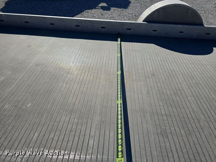 image for item DP0977 2016 Hillsboro AU7814 utility trailer