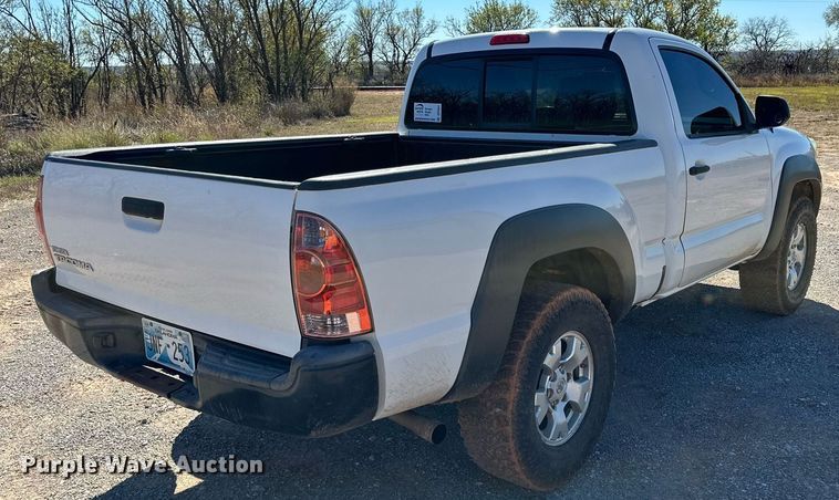 image for item DP5941 2014 Toyota Tacoma pickup truck