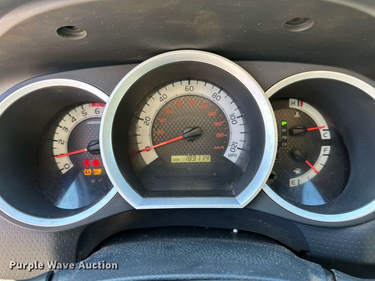 image for item DP5941 2014 Toyota Tacoma pickup truck