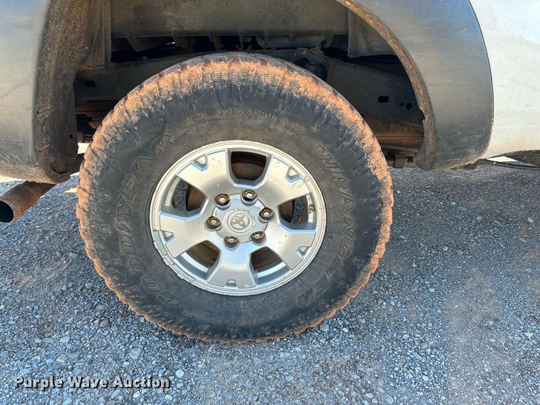 image for item DP5941 2014 Toyota Tacoma pickup truck