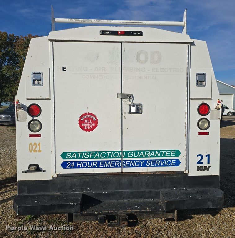 image for item DQ5283 2006 Chevrolet Express 3500 utility van