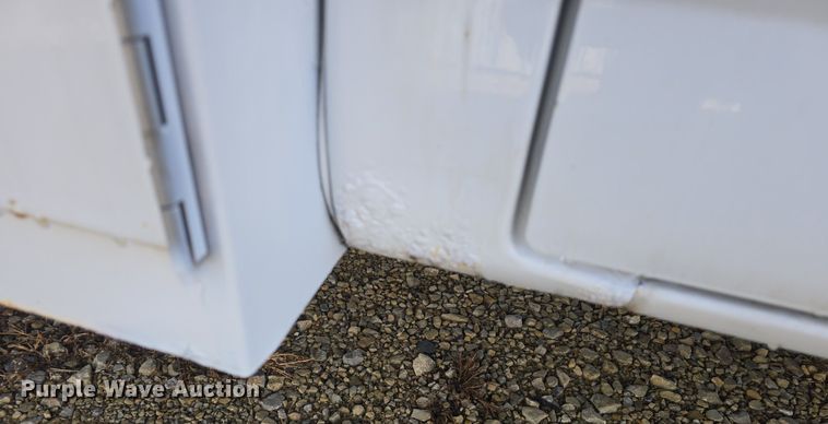 image for item DQ5283 2006 Chevrolet Express 3500 utility van