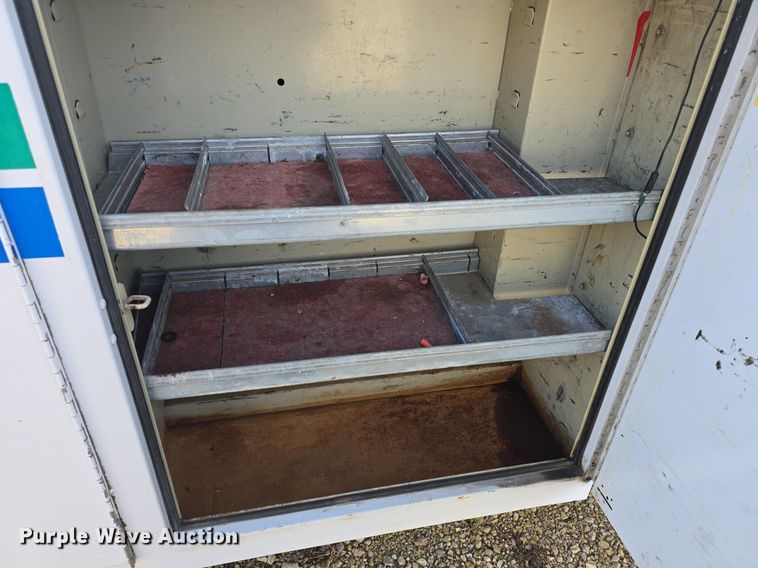 image for item DQ5283 2006 Chevrolet Express 3500 utility van