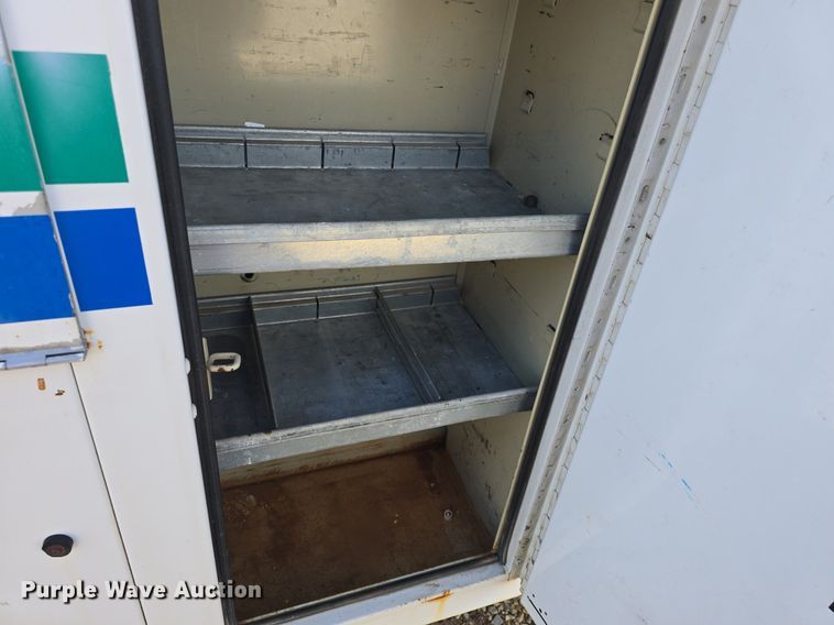 image for item DQ5283 2006 Chevrolet Express 3500 utility van