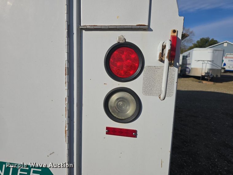 image for item DQ5283 2006 Chevrolet Express 3500 utility van