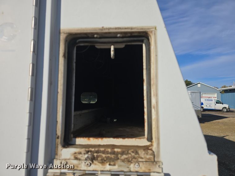 image for item DQ5283 2006 Chevrolet Express 3500 utility van