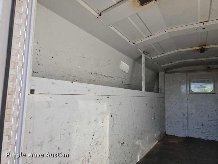 image for item DQ5283 2006 Chevrolet Express 3500 utility van