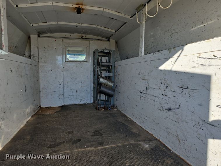 image for item DQ5283 2006 Chevrolet Express 3500 utility van