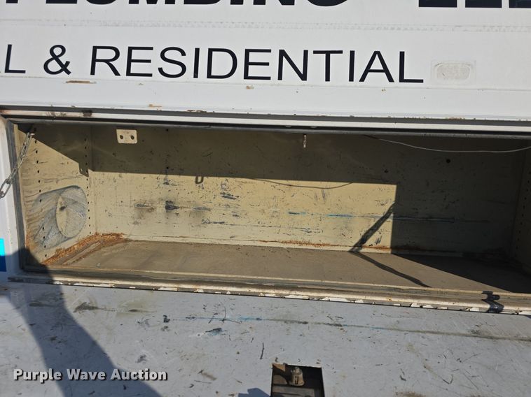 image for item DQ5283 2006 Chevrolet Express 3500 utility van