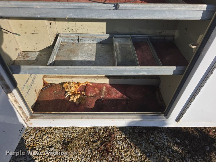 image for item DQ5283 2006 Chevrolet Express 3500 utility van