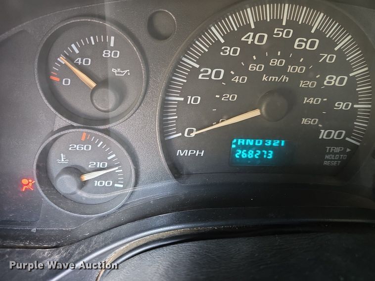 image for item DQ5283 2006 Chevrolet Express 3500 utility van