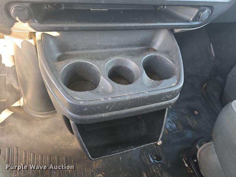 image for item DQ5283 2006 Chevrolet Express 3500 utility van