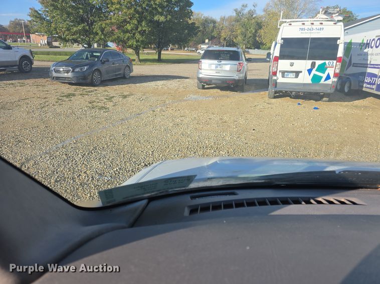 image for item DQ5283 2006 Chevrolet Express 3500 utility van