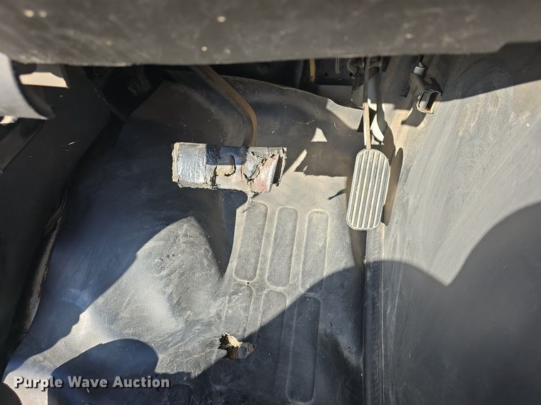 image for item DQ5283 2006 Chevrolet Express 3500 utility van