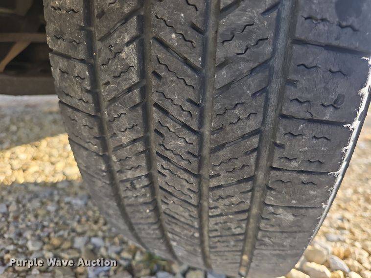 image for item DQ5283 2006 Chevrolet Express 3500 utility van