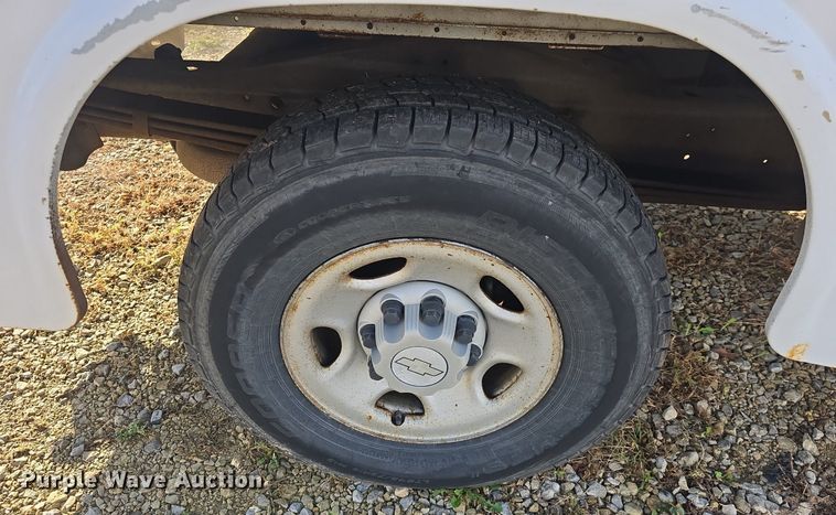 image for item DQ5283 2006 Chevrolet Express 3500 utility van