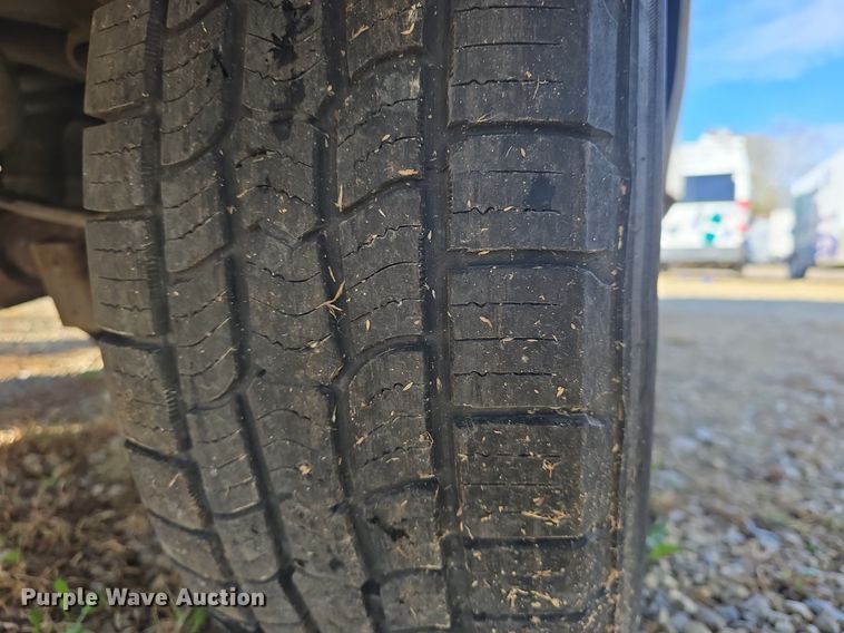 image for item DQ5283 2006 Chevrolet Express 3500 utility van