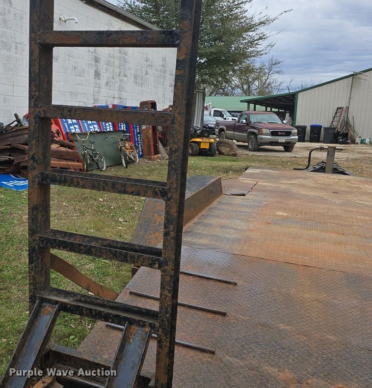 image for item DQ5302 2011 Shop built equipment trailer