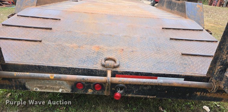 image for item DQ5302 2011 Shop built equipment trailer