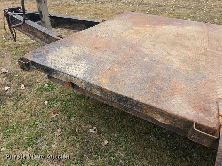 image for item DQ5302 2011 Shop built equipment trailer