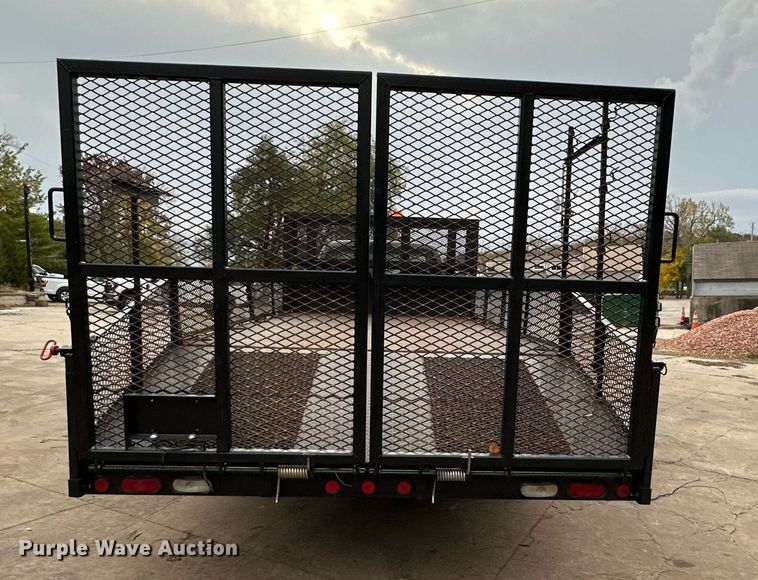 image for item DR2756 2009 Ford F450 Super Duty flatbed truck