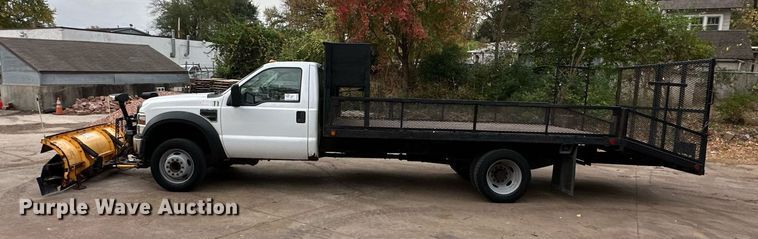 image for item DR2756 2009 Ford F450 Super Duty flatbed truck