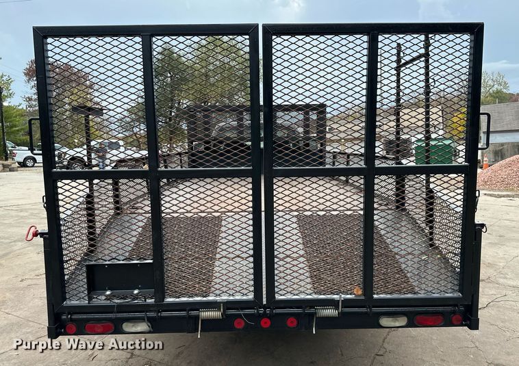 image for item DR2756 2009 Ford F450 Super Duty flatbed truck